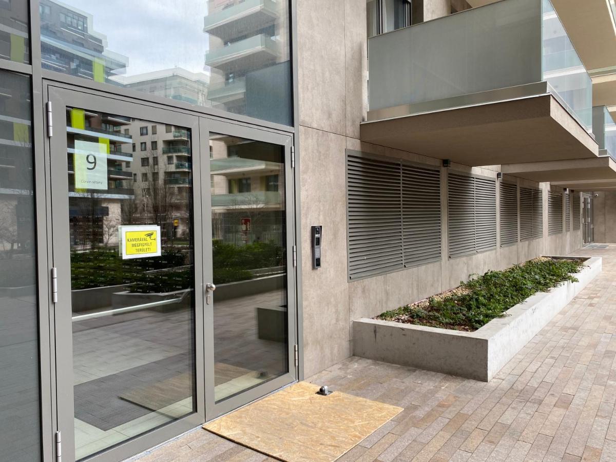Grand Suites Corvin بودابست المظهر الخارجي الصورة