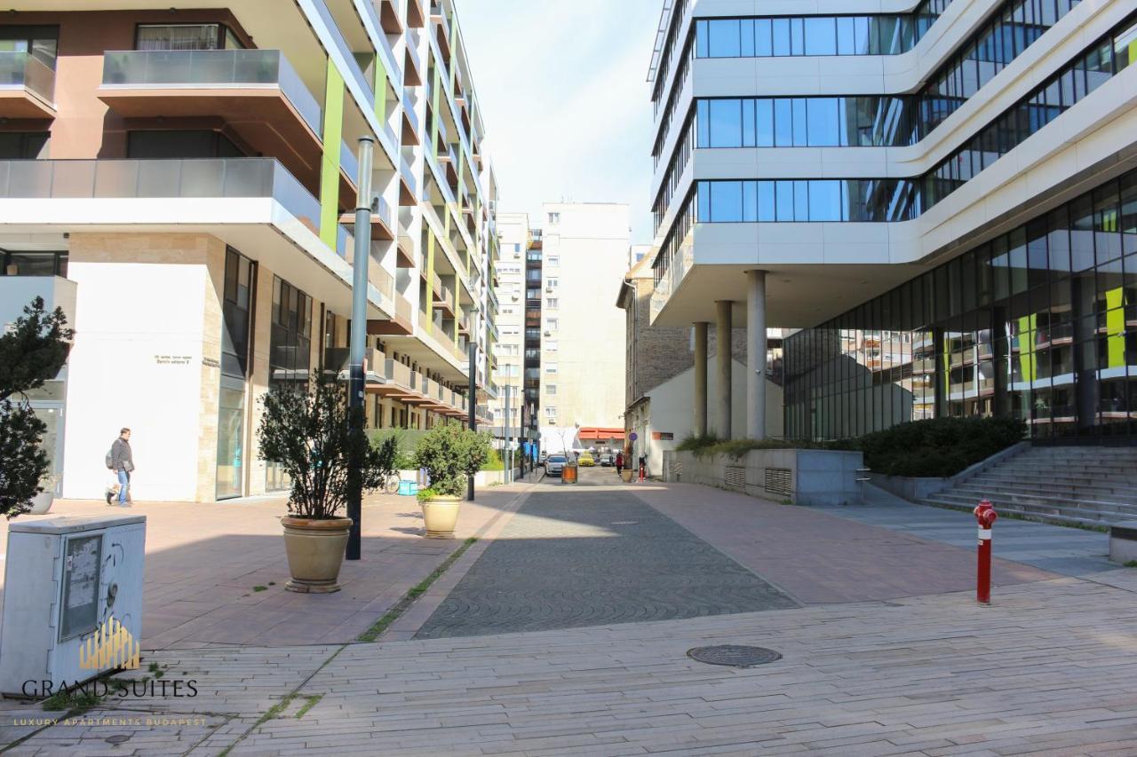 Grand Suites Corvin بودابست المظهر الخارجي الصورة